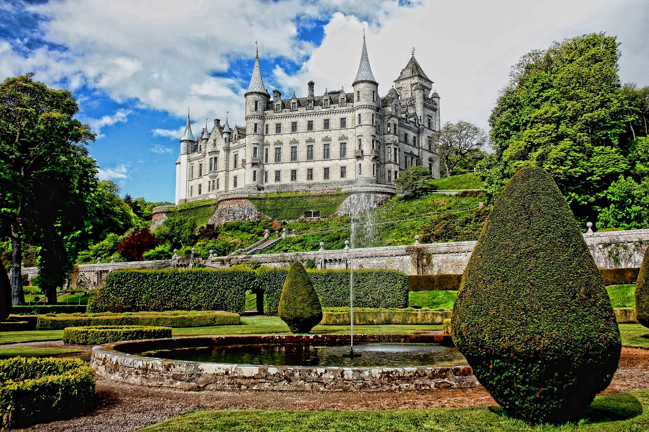 dunrobin, castle, garden, dunrobin castle, fortress, fort, fortification, citadel, facade, edifice, architecture, medieval, historical, old, building, landscape, ancient, landmark, stoneworks, masonry, heritage, nature, exterior, structure, scotland, sutherland